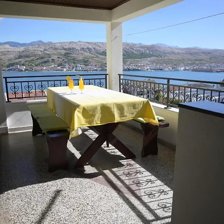 Pag 9388a * Pag Town